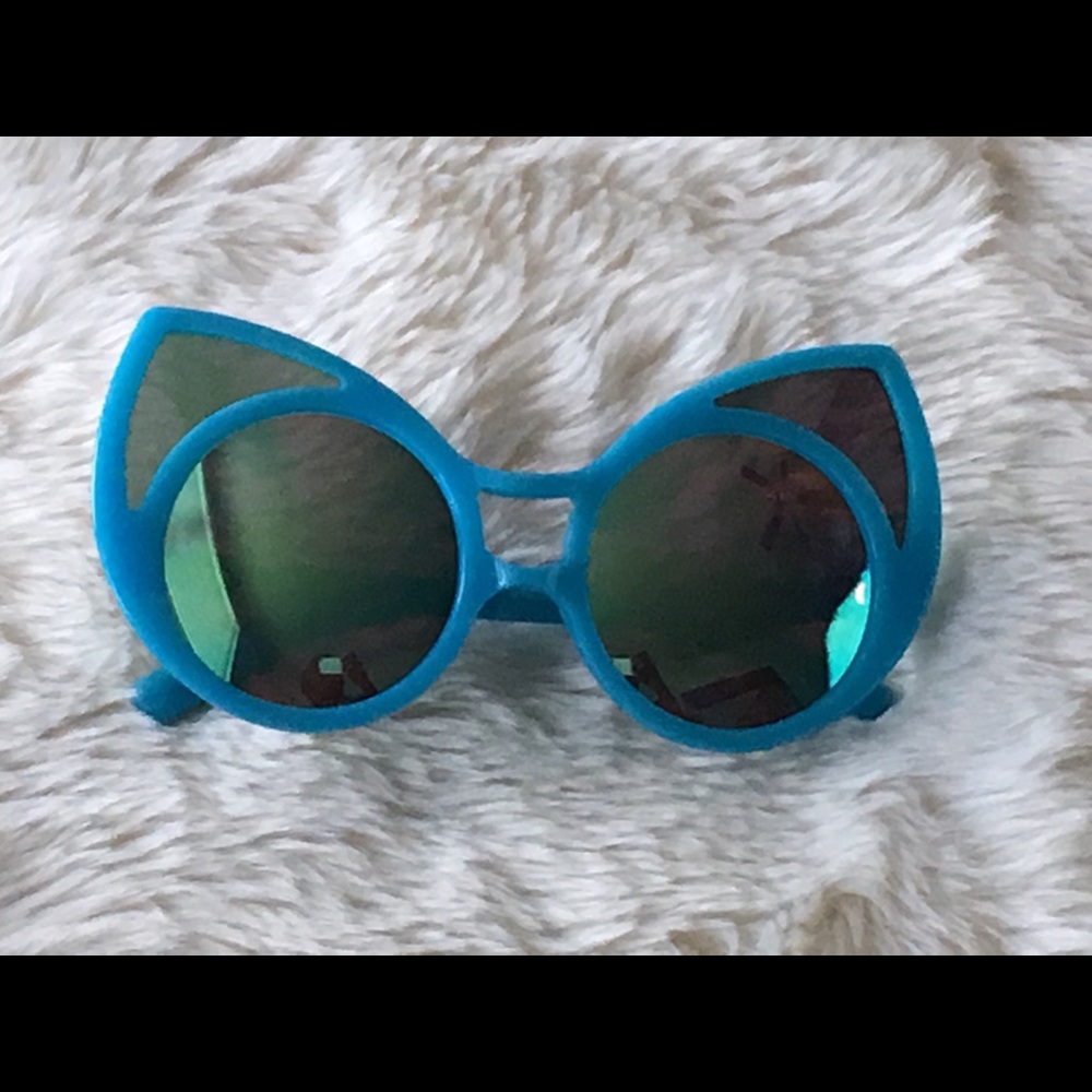 Linda Farrow-Kheleda Rajab + Fahad Almarzouq  